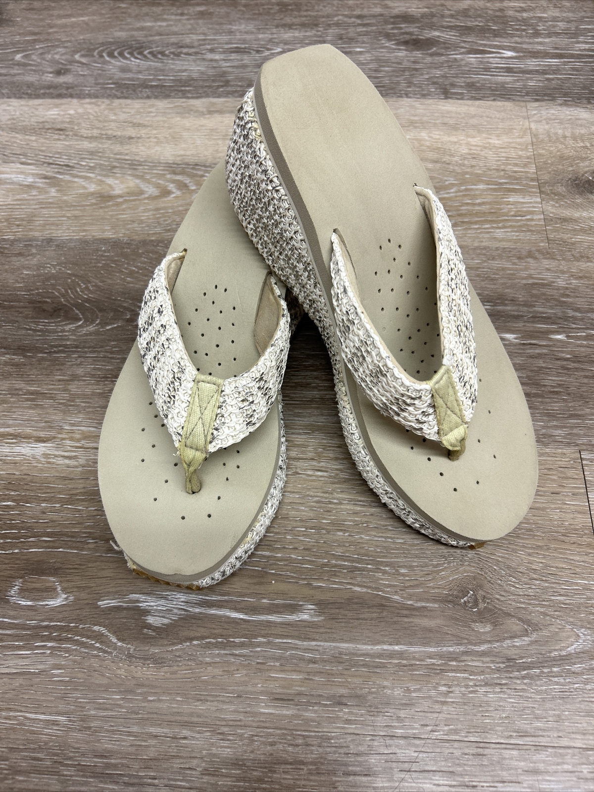 Volatile Women's Island Wedge Thong Sandal