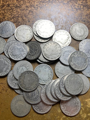 LIBERTY "V" NICKEL, mixed roll of 40 common date coins, Good condition
