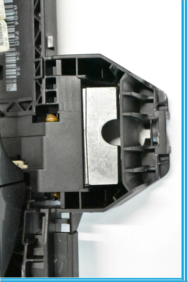 08-11 Mercedes W204 C300 C250 Rear Right Side Exterior Door Handle Gray OEM - Image 4 of 4