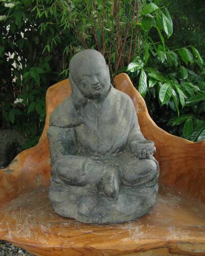 Meditierender Mönch  Indonesien Lavastein Skulptur Statue Feng Shui Garten Deko - Bild 1 von 3
