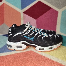 Nike Air Max Plus TN Black Silver Blue Speckled Midsole Orange Sole Sneakers