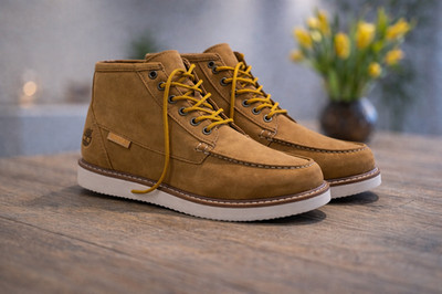 Timberland Newmarket II Moc Toe Chukka   Neu   EU 42 / US 8.5   Wheat Nubuck