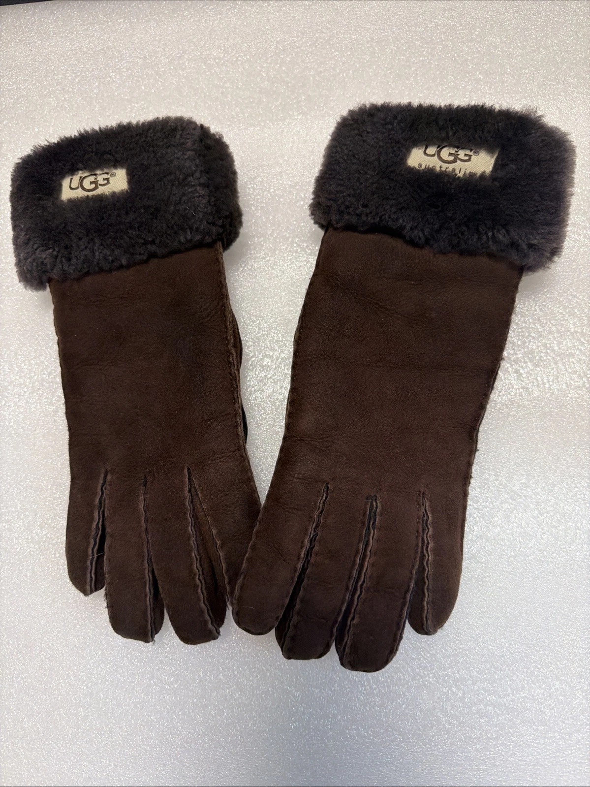 UGG Women Gloves M Sheepskin Turn Cuff