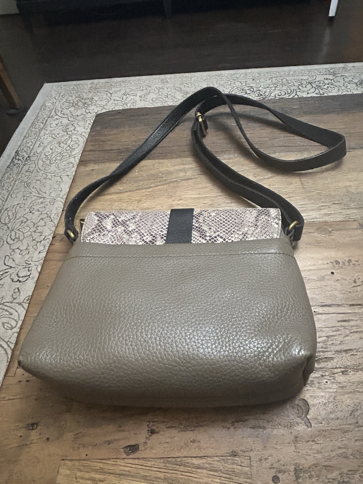 Fossil Kinley Small Crossbody Bag Leather Snake Print Taupe Multi image 9