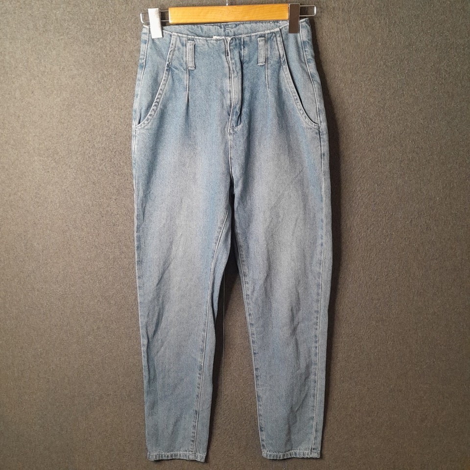 JEANSWEST Womens high waisted jeans Size 6 skinny crop lighter blue denim cotton