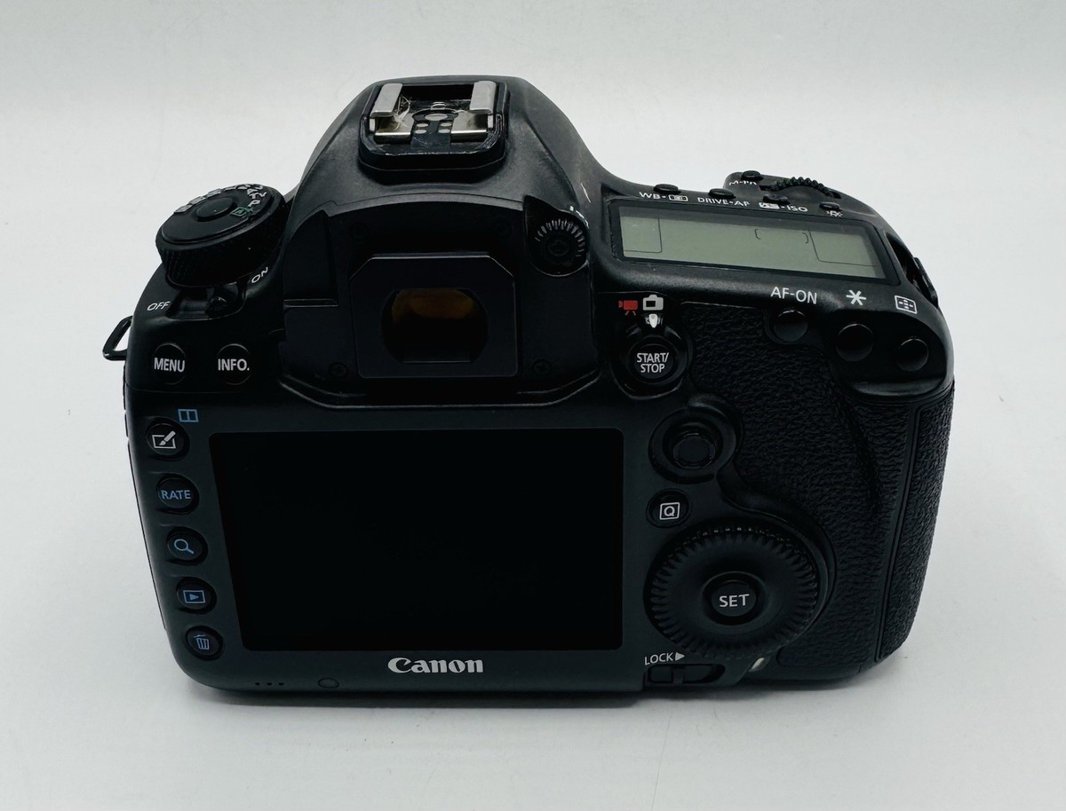 Canon EOS 5DS R 50.6MP Digital SLR Camera w Sigma EX DG Fisheye