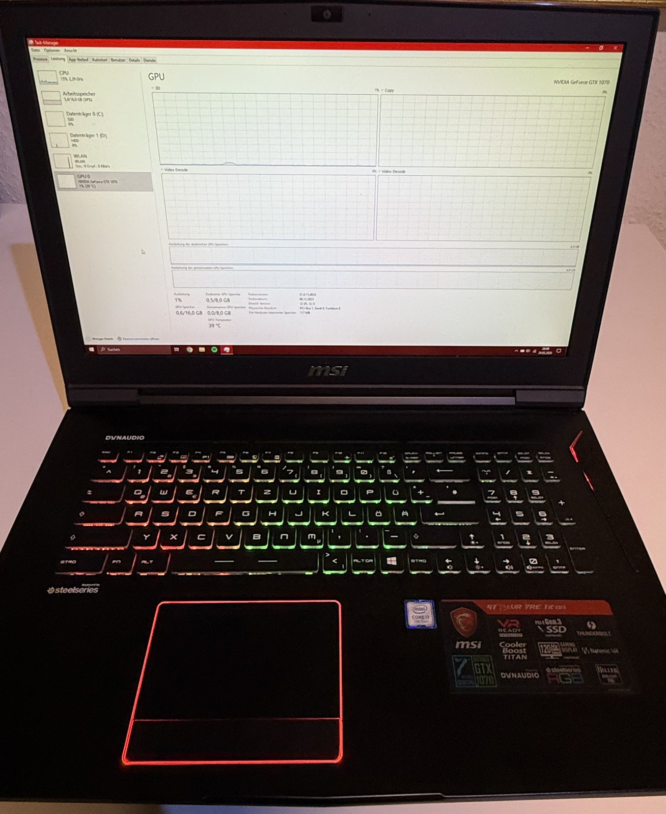 MSI GT73EVR Titan 17,3" Full HD 120Hz i7-7700HQ inkl. Netzteil und Tasche