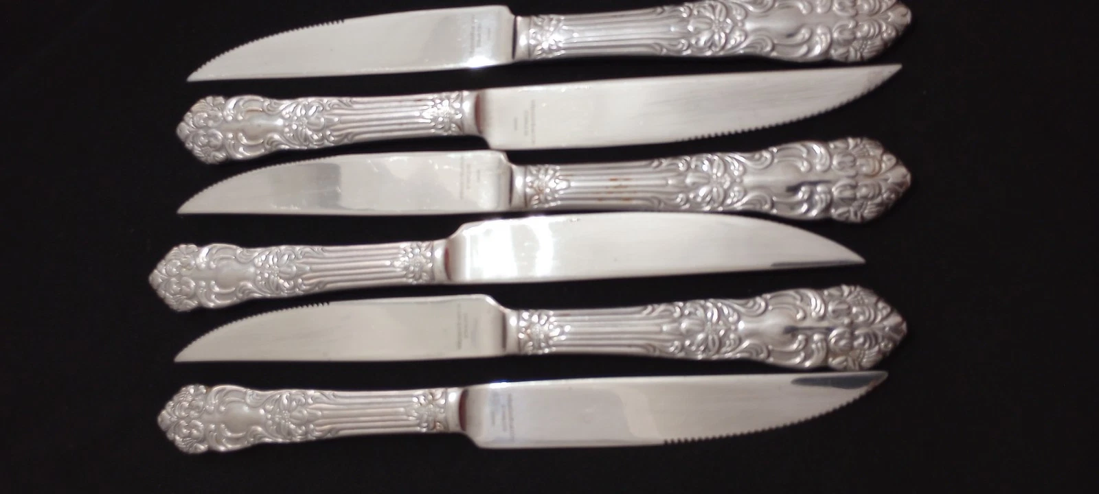 6 Pcs. Reed & Barton Stainless HAVERSHAM 9-3/4" Steak Knives Serrated Glossy