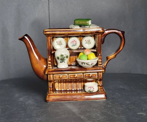 Vintage Portmeirion Botanic Garden Welsh Dresser Mini Teapot 5"