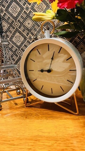 Orologio da scrivania retrò, Coppe e bianco 5,9x2,4x8,26 in NUOVO - Foto 3 di 4