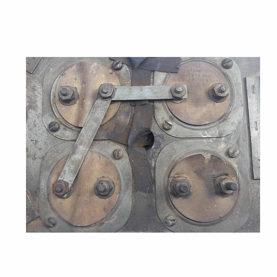 Velocímetro panel tablero Ford Truck F1 150 F 250 1947-1951 nuevo de stock Foto 3 de 4