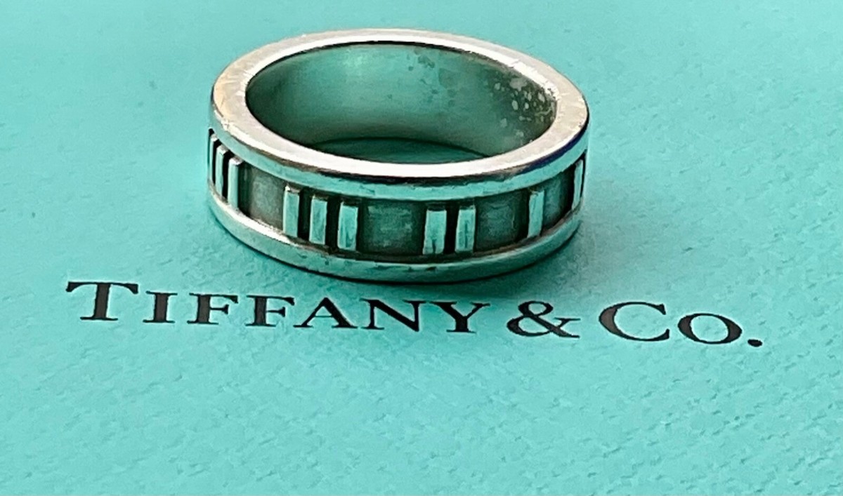 Tiffany & Co. 1995 925 Silver Atlas Narrow Roman Numerals Tiffany & Co. 1995 925 Silver Atlas Narrow Roman Numerals