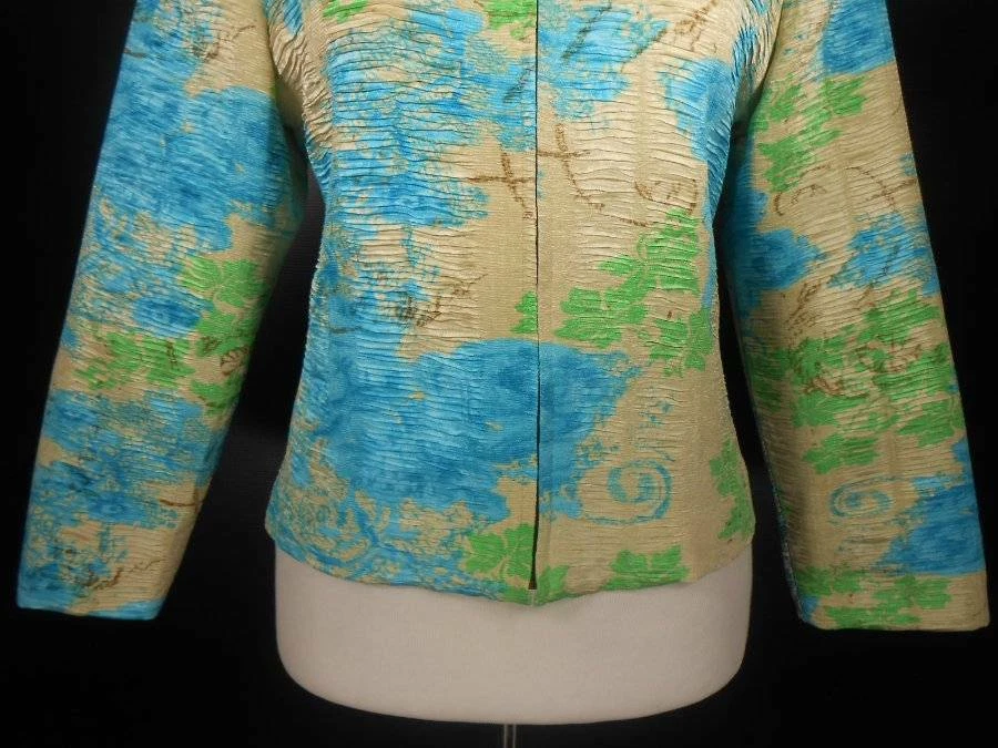 Hermosa Chaqueta Blazer Para Mujer PM Petite Mediana Analogía Floral LS Forrada Cremallera Foto 3 de 4