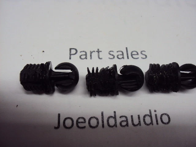 Juego de 4 soportes para parrilla originales KLH 1590. Probado. Parting Out KLH 1590 Foto 2 de 3