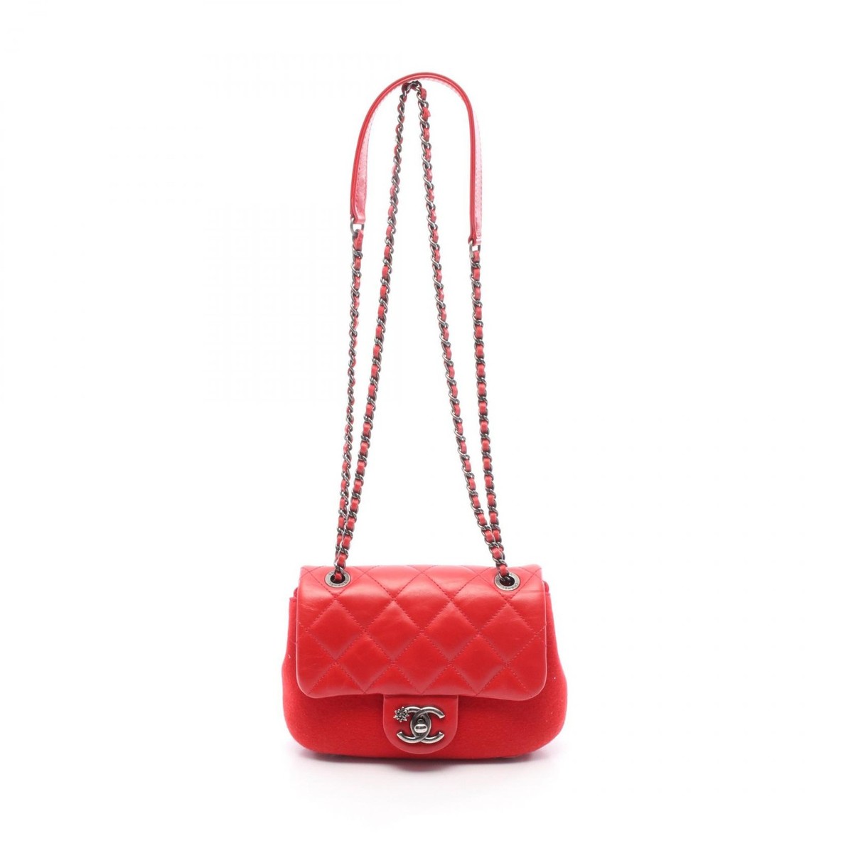 CHANEL Matelasse Chain Shoulder Bag leather feutre Red Used Women