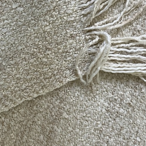POTTERY BARN ACRYLIC CREAM BEIGE SOFT LONG FRINGED THROW BLANKET 45 x 60" USA - Picture 5 of 13