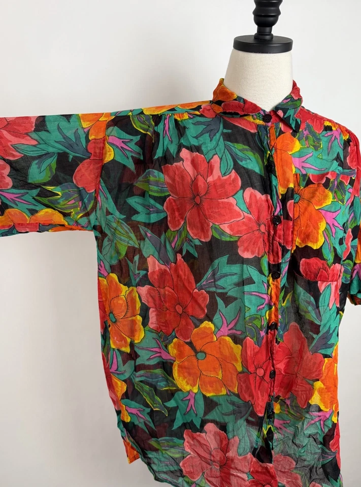 Camisa havaiana vintage feminina pequena oversized algodão transparente chiffon tropical anos 90 - Imagem 3 de 4