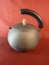🍄‍🟫 Calphalon - Anodized Tea Kettle Pot - Morel Mushroom - Made in Ireland