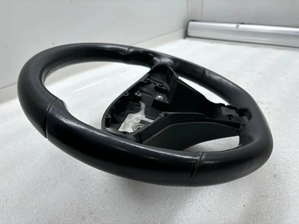 Volante Tesla Modelo S 2013 100527900D RSD2896 Foto 3 de 4