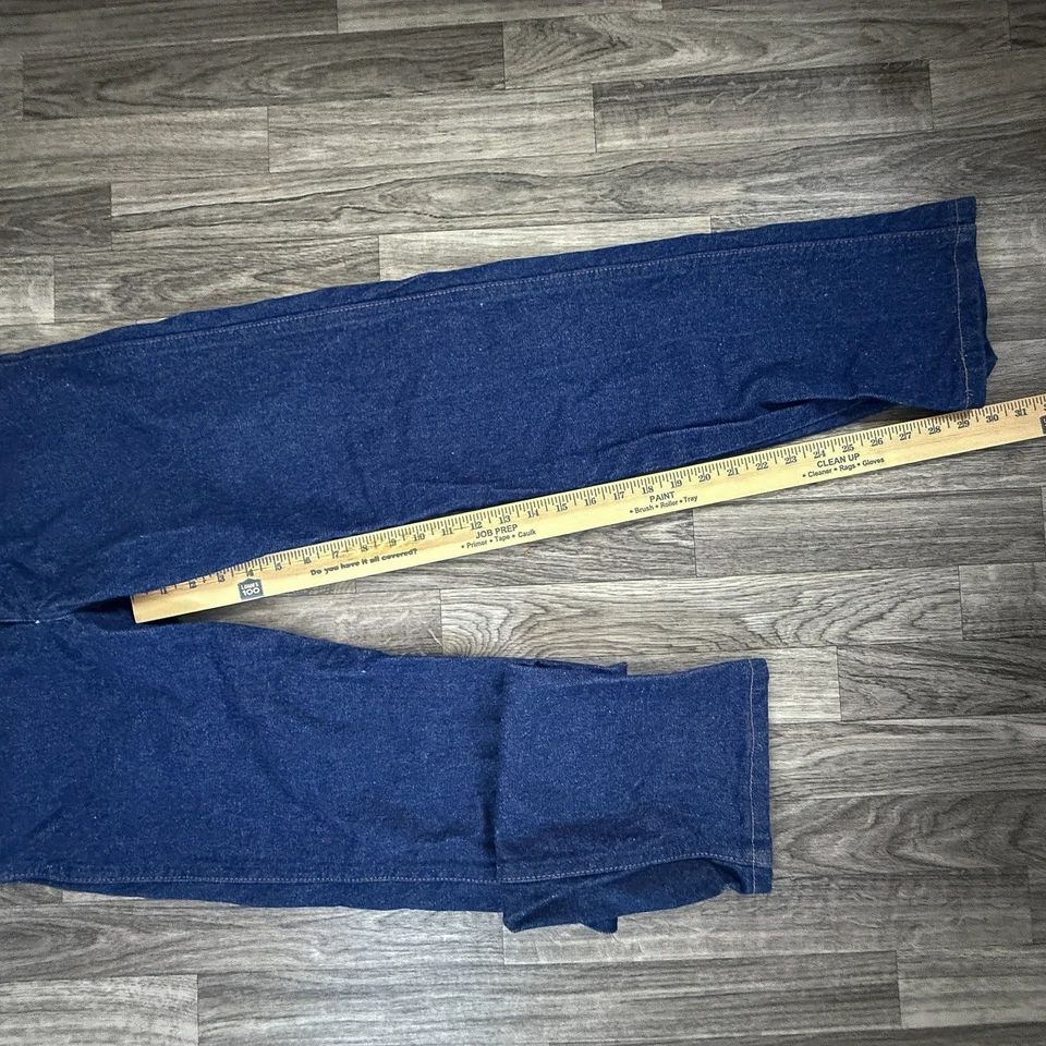 Wrangler 31 × 32 Dark Blue Denim Cowboy Western Jeans 100% Cotton Made in Mexico - Image 4 of 4