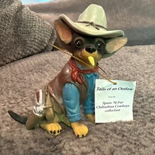 Chihuahua Figurine Cowboy Hamilton "Tails of an Outlaw" Spurs 'N Fur  (299)
