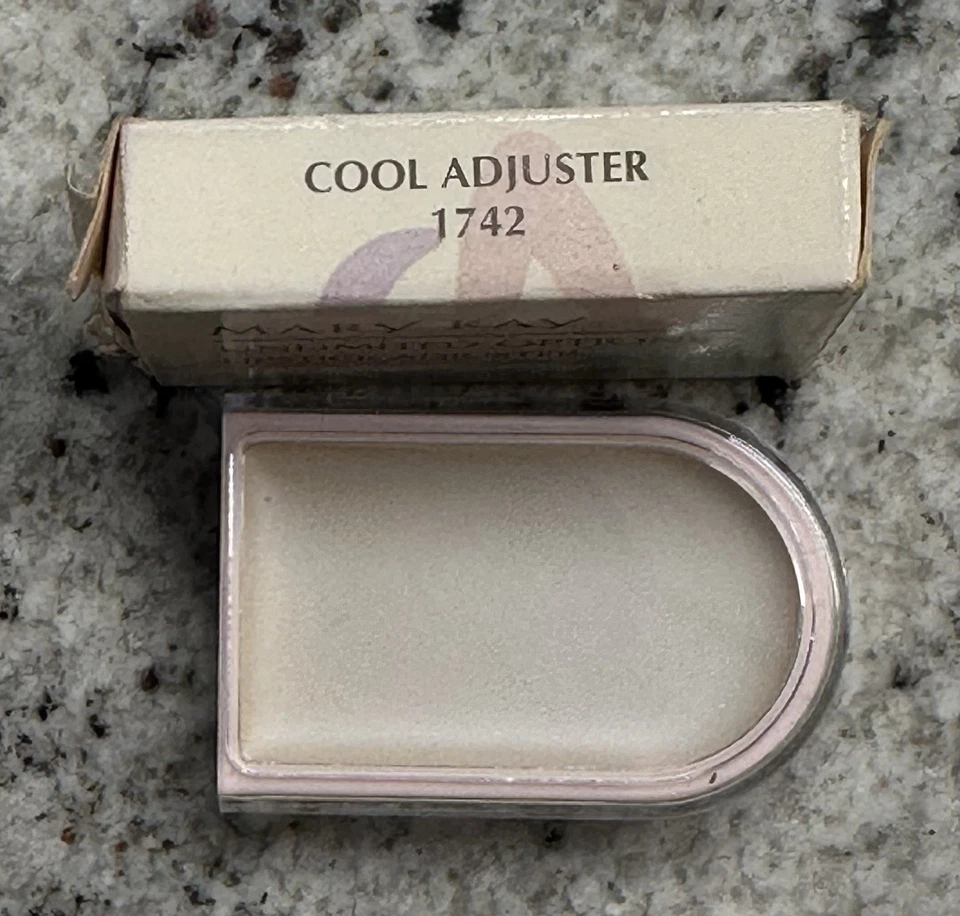 Mary Kay  #1742 #COOL Unlimited Options Lipstick Adjuster Lot Of 4 New In Box - Image 2 of 4