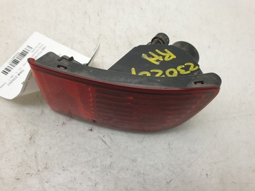 2003 TOYOTA 4RUNNER SR5 PASSENGER SIDE REAR BUMPER MOUNTED SIDE MARKER - Picture 2 of 12