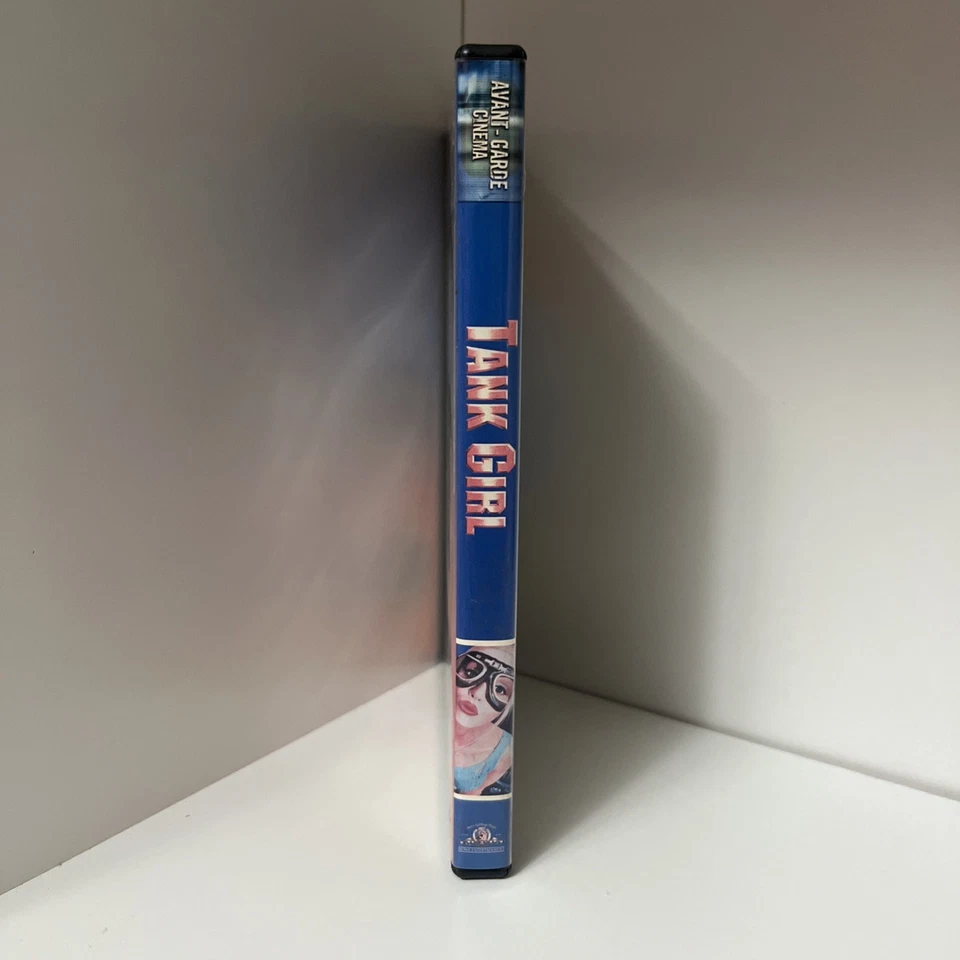 Tank Girl DVD+Insert Paper Good condition DVD Lori Petty, Avant Garde Cinema - Image 3 of 4
