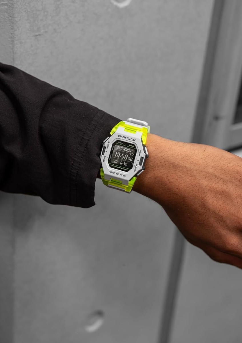 CASIO] Watch G-Shock Virtual mix series with Bluetooth GD-B500MW
