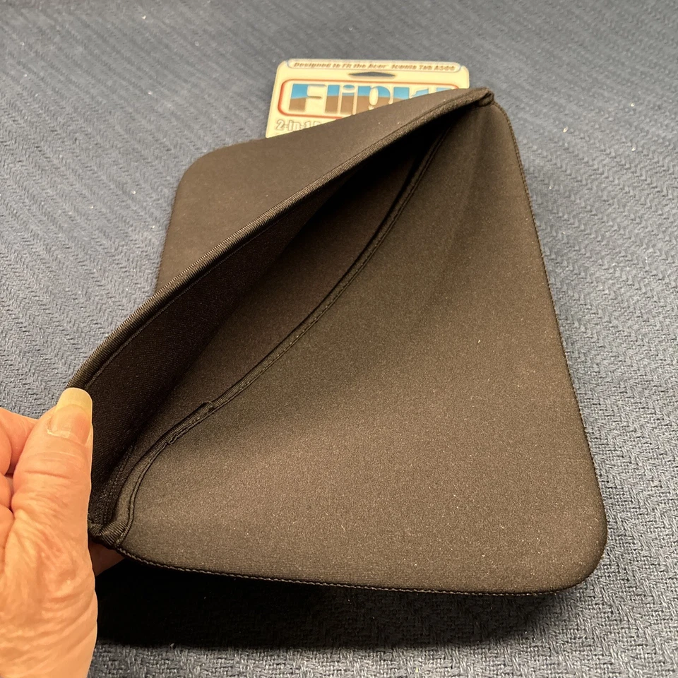 iessentials Universal Gray Reversible Tablet Sleeve  - Image 3 of 4