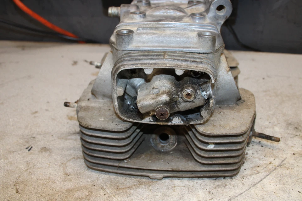 Honda CL200 1974 Scrambler motor extremo superior culata 1624.ux Foto 4 de 4