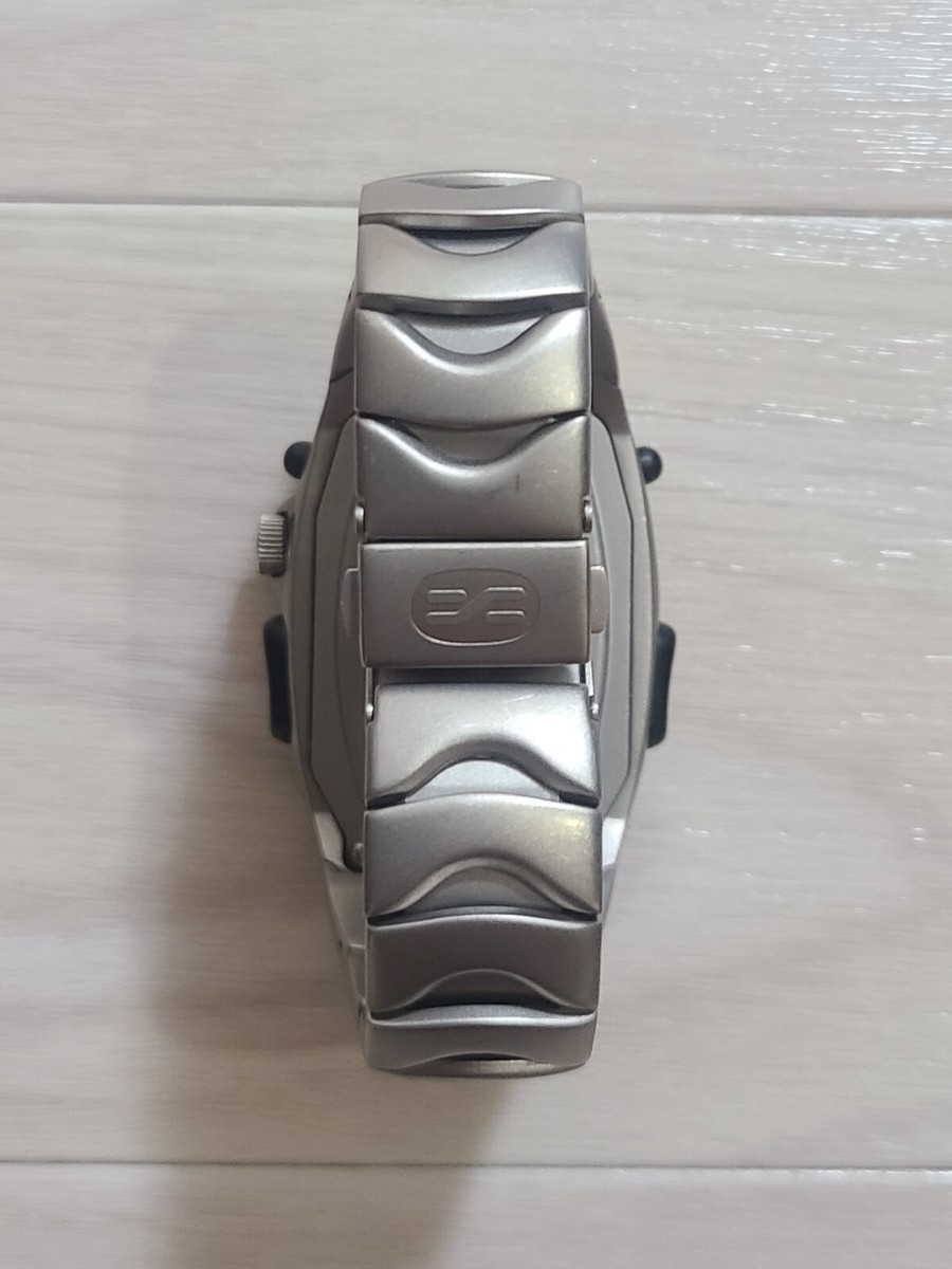 IN HAND】Nike Watch Cross Training Titanium 500 Limited VG02 IN HAND】Nike Watch Cross Training Titanium 500 Limited VG02