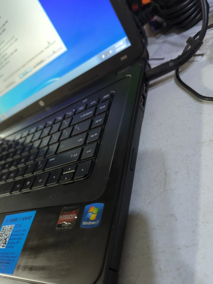 Ноутбук Hp 2000 (win твердотельный накопитель 7,90 ГБ, 4 ГБ Ram, процессор E-350, DVD, Wifi, веб-камера) - Изображение 3 из 4