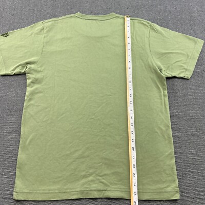 GUNDAMガンダム　40周年　BEYONDシャツ　Ｌサイズ UNIQLO Gundam Shirt Men's Medium Green UT Beyond 40th