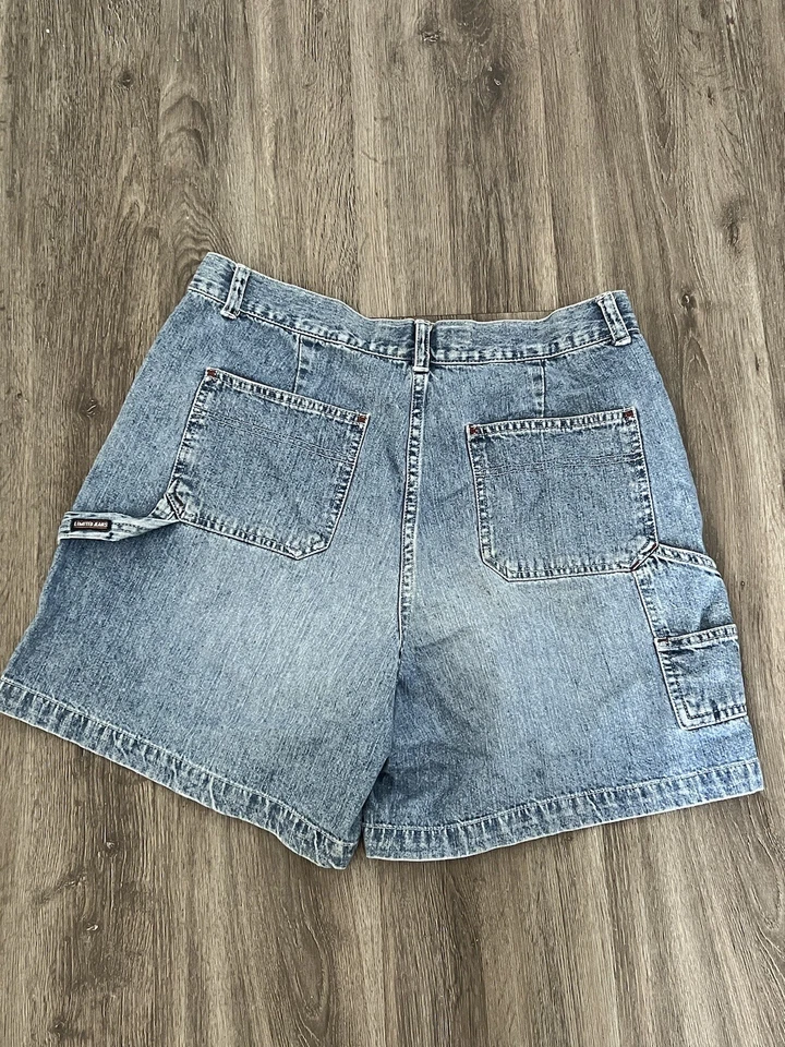Shorts jeans feminino limitado usado em todo o lugar curto tamanho 12 - Imagem 2 de 4