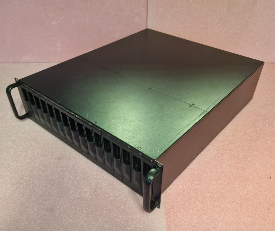 Enhance Technology RS16-IP 16-Bay iSCSI SAN Disk Array 3U Rack mountable NO HDD - Image 2 of 4