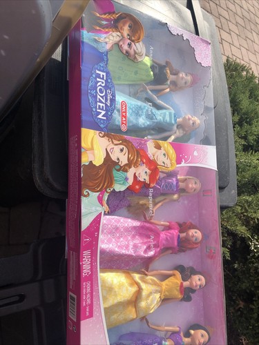 Mattel Disney Princess Collection 7 Dolls Anna, Elsa Target Opening Wear Box Rip - Picture 2 of 8