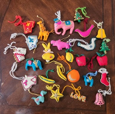 Lot Of Vintage Felt Christmas Ornament Homemade Zoo Animals Fruit Cane Kitschy