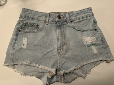 H&M DIVIDED Light Wash Distressed Cut Off Denim Shorts Light Blue Size 4