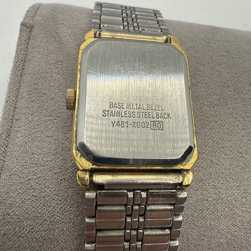 PULSAR y481 x002 GOLD TONE Base Metal Bezel Stainless Steel Quartz Watch VINTAGE - Picture 5 of 6