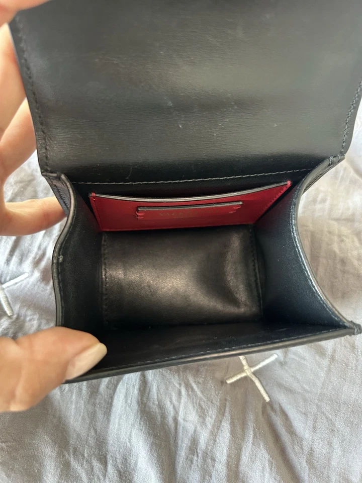 Bolso de hombro pequeño VSling de cuero Valentino Garavani Foto 4 de 4