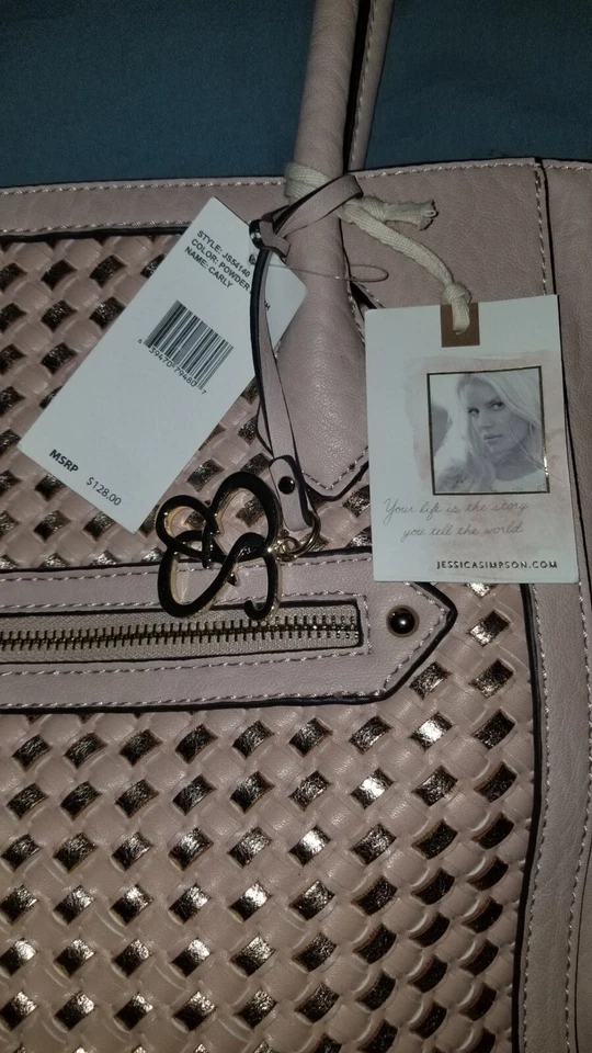 NUEVO CON ETIQUETAS Jessica Simpson🔹️Carly Bolso de Mano Monedero-Polvo Rubor/Oro Rosa Precio de venta sugerido por el fabricante $128 Foto 2 de 4