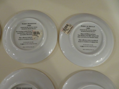 Set of 8 Looney Toons Tunes Collector Plates Bugs Bunny 1992-1993 = - Picture 8 of 9