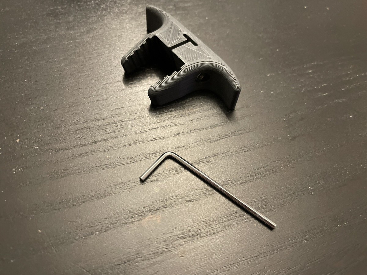Smith & Wesson sw22 victory Ambidextrous bolt racker. ( CF Pla) | eBay