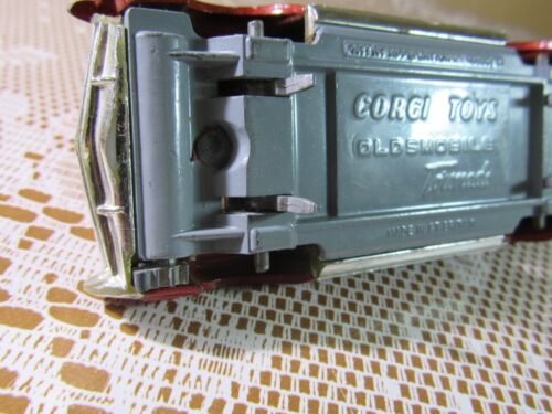 762Y Vintage 1966 Corgi 276 England Oldsmobile TORONADO Brown 1:43 - Picture 8 of 14