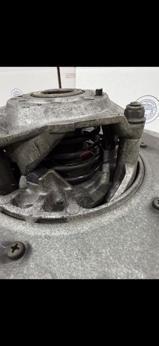 1997 YAMAHA VMAX SX 600 8CR 8CV secondary driven clutch sheave cvt - Picture 5 of 8
