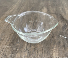 vintage Pyrex teardrop-shaped clear glass measuring Cup 1 Cup Capacity
