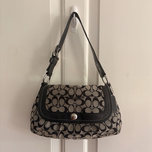 Vintage COACH Soho Pleated Flap Hobo Bag Black Gray Signature Canvas F13739 Y2K