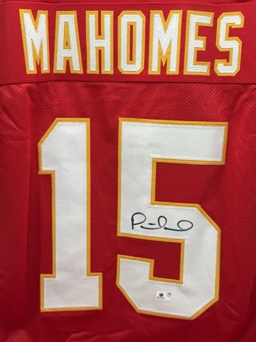 Patrick Mahomes Signed #15 Kansas City Chiefs NFL Jersey GA COA MVP SB Champ