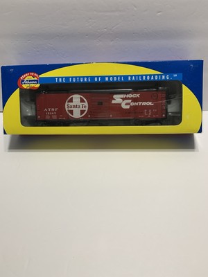Athearn RTR SANTA FE 50' Single Door Box Car ATSF 12187 Shock Control NOS